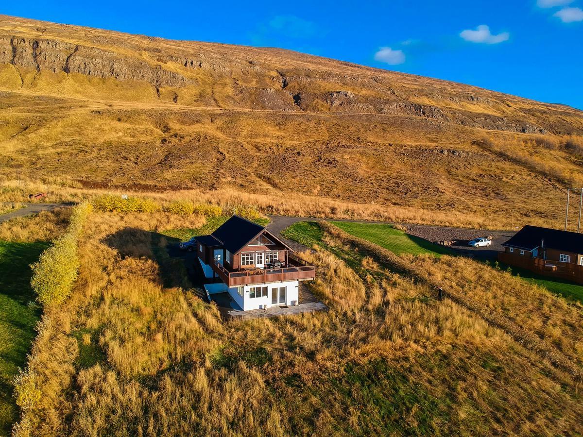 阿克雷里 Vathlahof旅馆 外观 照片